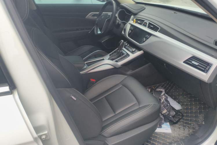 Used Geely Auto Emgrand X7 Sport 2016 1.8TD Automatic ZhiShang Model
