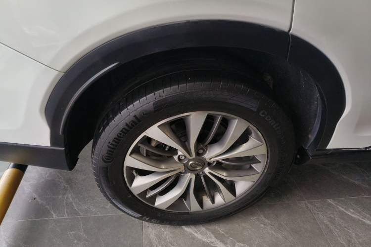 Used GAC Trumpchi GS8 2017 320T Two-Wheel Drive Luxury Smart Connectivity Version (7 Seats)
