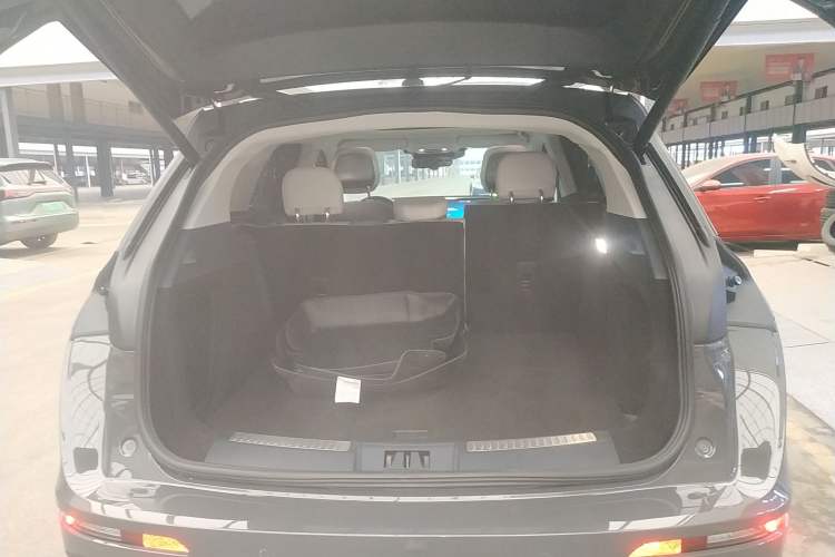 Used Lincoln Corsair 2023 2.0T Two-Wheel Drive Luxury Edition
