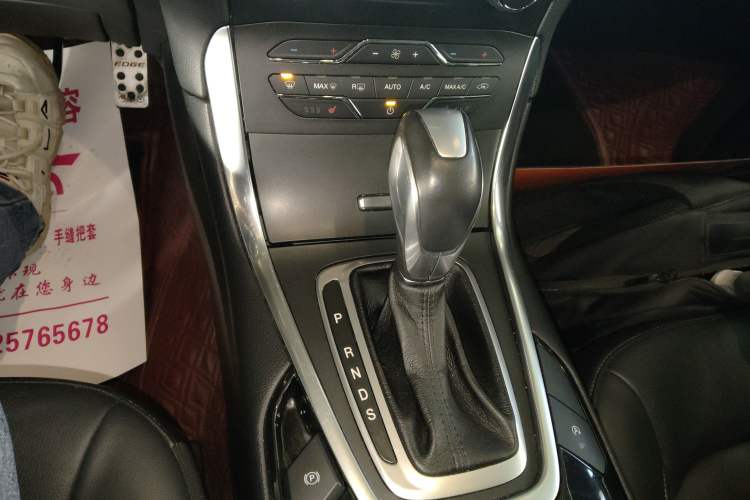 Used Ford Edge 2018 EcoBoost 245 Two-Wheel-Drive Titanium 7-Seater China V Standard