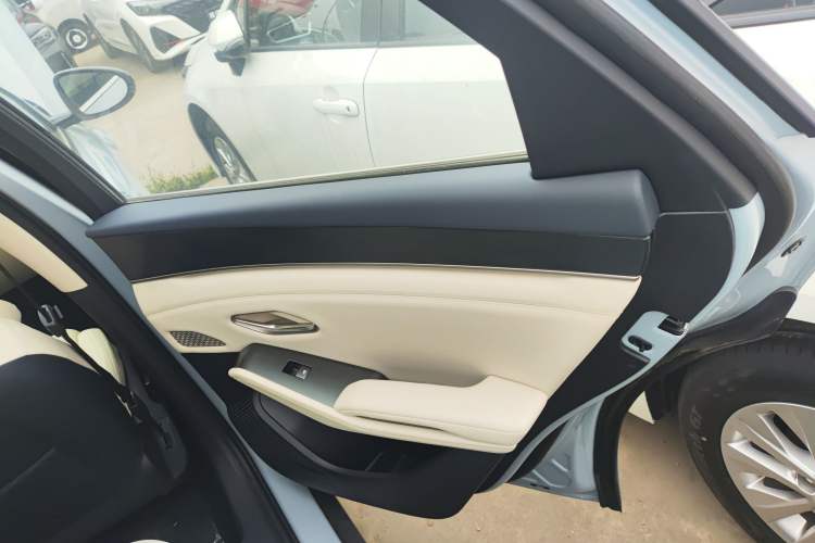 Used BYD Qin L 2024 DM-i 120KM Beyond Model
