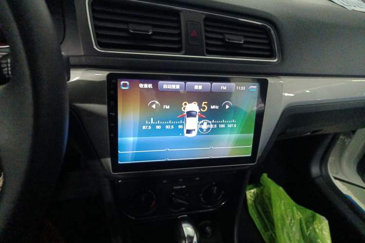 Used Volkswagen Lavida 2017 1.6L Automatic Comfort Edition
