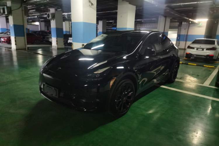 Used Tesla Model Y 2021 Standard Range Rear-Wheel Drive Version