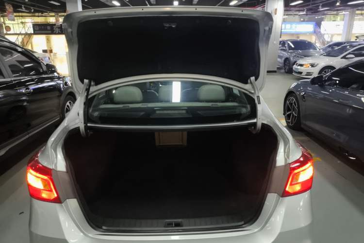 Used Nissan Sylphy 2016 1.6XV CVT Smart Enjoyment Version
