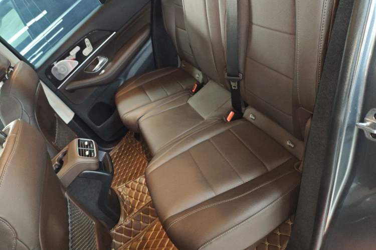 Used Mercedes-Benz GLE 2023 GLE 350 4MATIC Stylish Model
