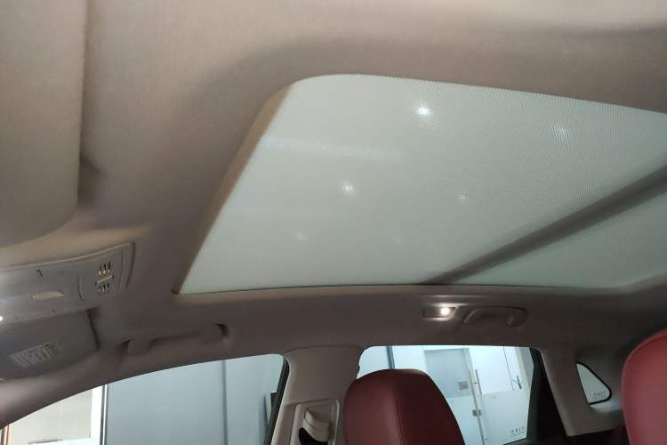 Used Hongqi HS5 2025 2.0T Two-Wheel Drive Flagship Pro Edition