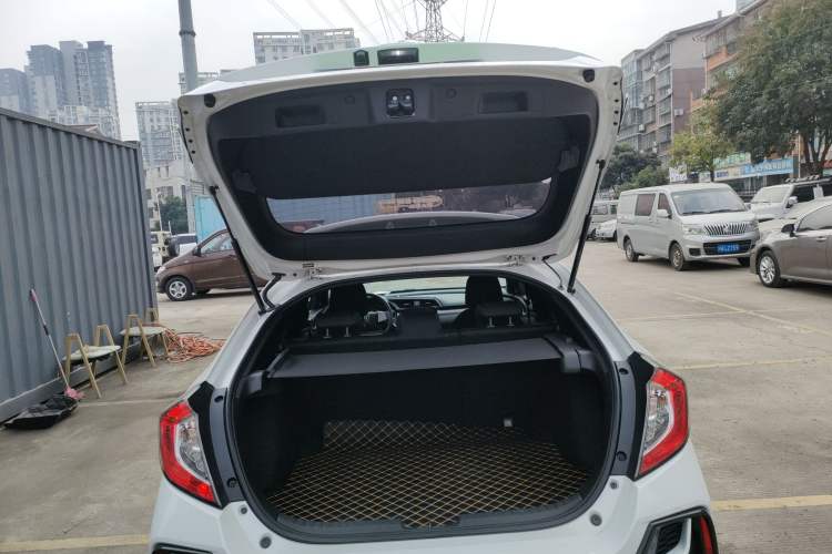 Used Honda Civic 2021 HATCHBACK 220TURBO CVT New Trendsetter