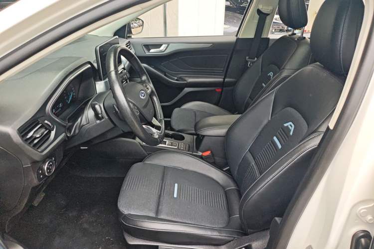 Used Ford Focus Active 2020 EcoBoost 180 Automatic Trendy Model