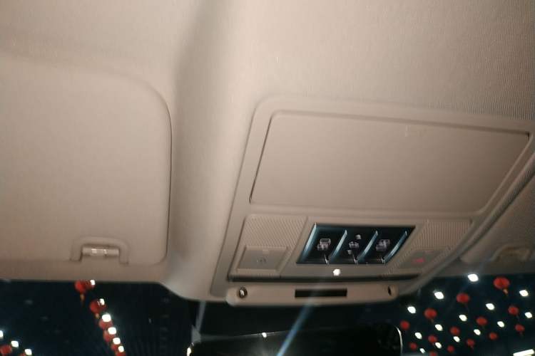 Used Land Rover Discovery 2020 3.0 SC V6 SE
