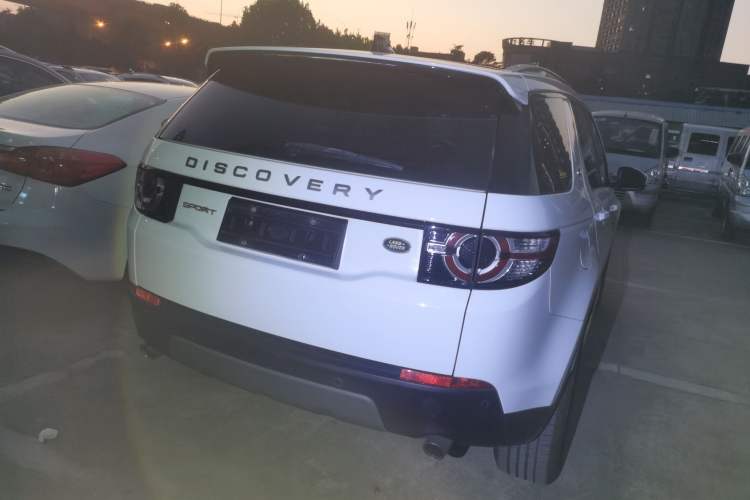 Used Land Rover Discovery Sport 2018 240 PS SE Version
