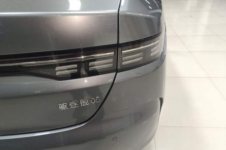 Used BYD Destroyer 05 2024 HONOR Edition DM-i 55KM Luxury Model
