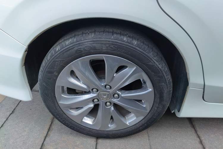 Used Honda Jade 2017 1.8L Automatic Classic Edition 5 seats
