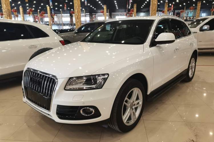 Used Audi Q5 2017 40 TFSI Comfort Model