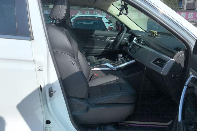 Used Geely Auto Emgrand X7 Sport 2016 1.8TD Automatic ZhiShang Model