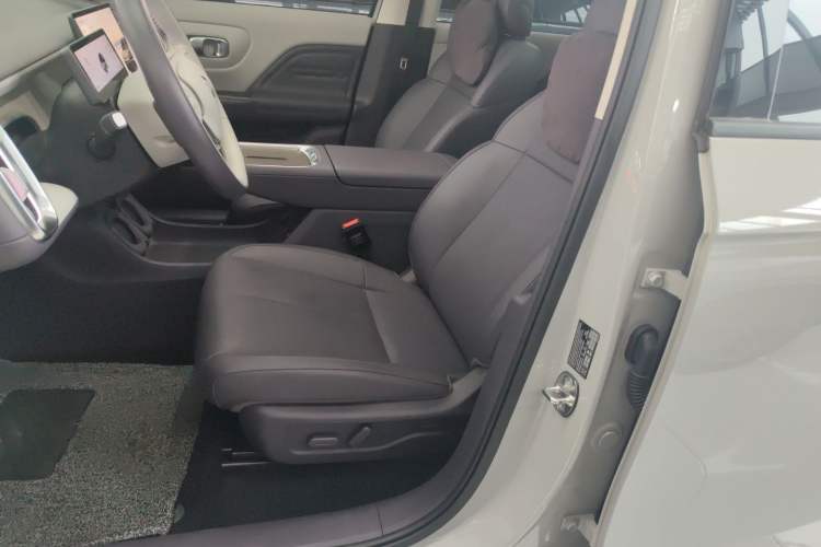 Used Leapmotor B10 2025 510 Joyful Edition
