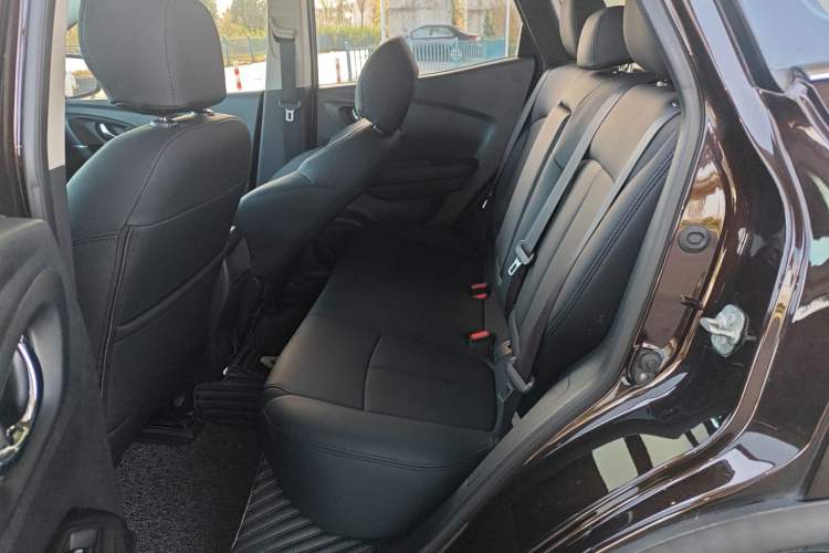 Used Renault Kadjar 2016 2.0L Two-Wheel Drive Leading Edition
