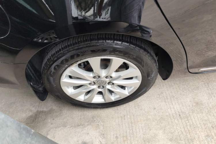 Used Buick LaCrosse 2013 2.4L SIDI Elite Comfort Version
