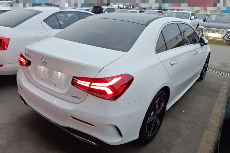 Used Mercedes-Benz A-Class 2022 Revised Version A 200 L Sport Sedan Fashionable Style
