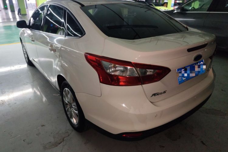 Used Ford Focus 2012 Sedan 1.6L Manual Comfort Model