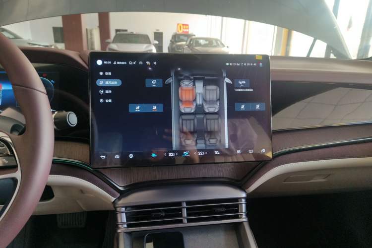 Used BYD Seal 2023 DM-i 1.5T 121km Flagship Model