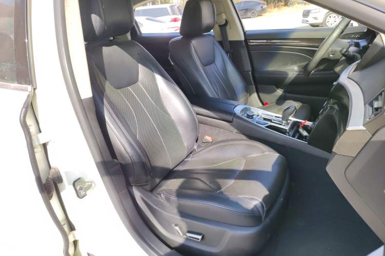 Used Geely Auto Emgrand GT 2015 1.8T Flagship Model