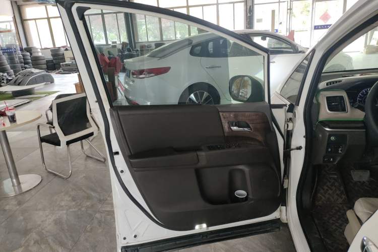 Used Honda Odyssey 2015 2.4L Comfort Edition
