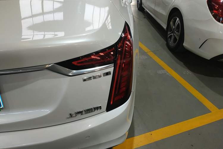 Used Cadillac CT6 2019 28T Luxury Model