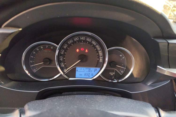 Used Toyota Levin 2015 1.6G CVT Orange Limited Edition
