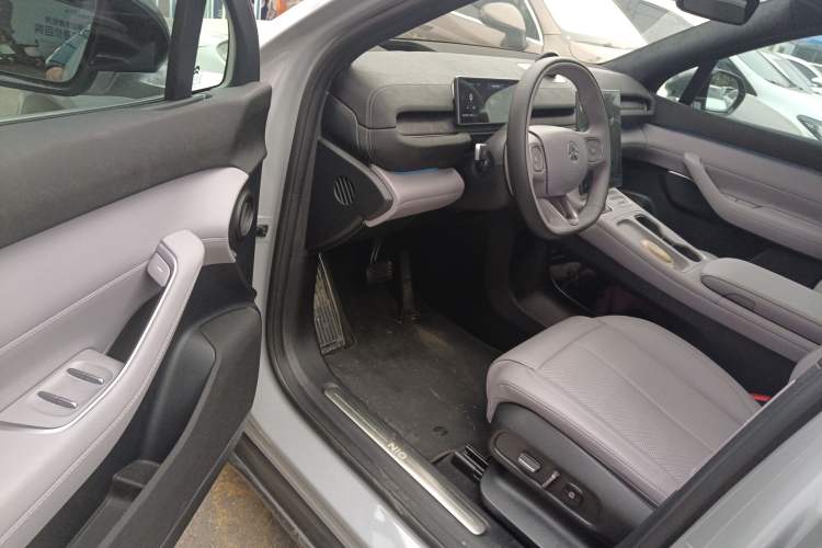 Used Nio EC6 2023 75 kWh