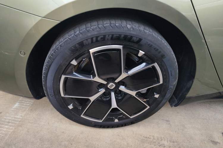 Used  SU7 2024 Rear-Drive Long-Range Intelligent Driving Version