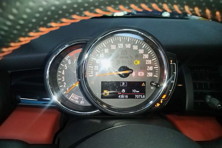 Used MINI MINI 2021 1.5T Three-Door Sharp Edition