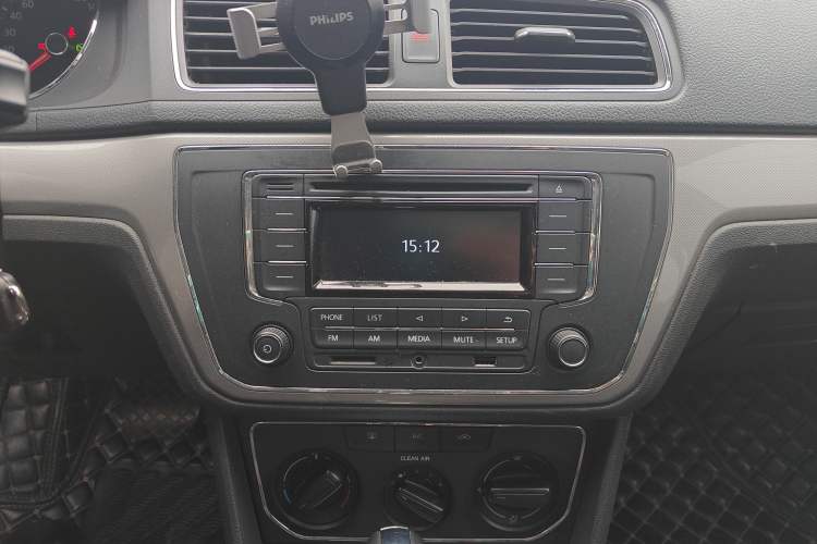 Used Volkswagen Lavida 2015 1.6L Automatic Comfort Edition