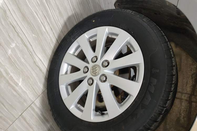 Used Buick GL8 2018 28T Comfort Model China VI Standard