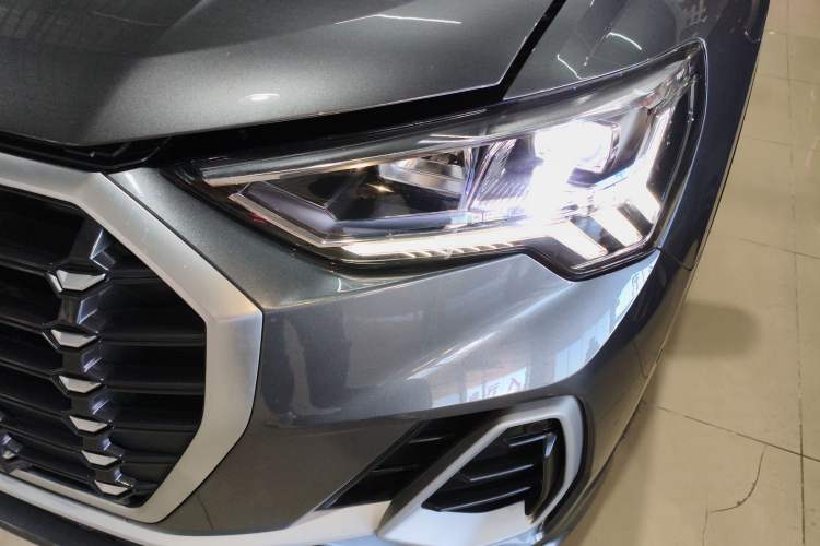 Used Audi Q3 2023 40 TFSI Fashion Dynamic Model
