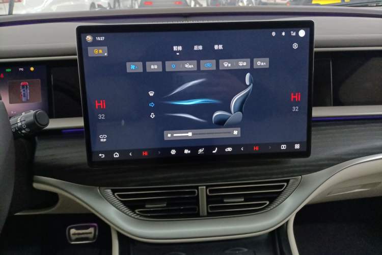 Used Denza D9 2025 DM-i Intelligent Drive 1020 Four-Wheel Drive Flagship Model