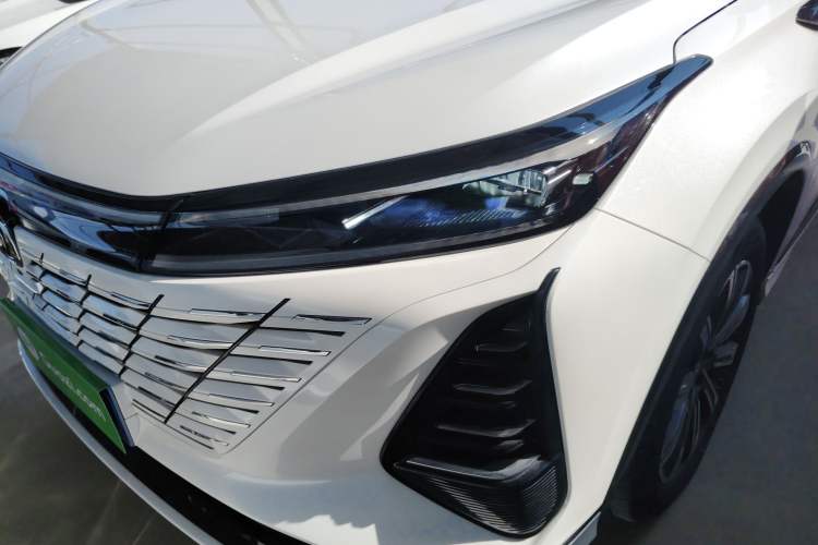 Used Changan CS75 PLUS 2024 3rd Generation Champion Edition 1.5T Intelligent Drive Dynamic Model
