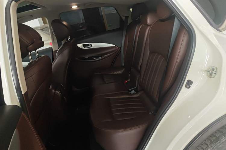 Used Infiniti QX50 2015 2.5L Enjoyment Edition
