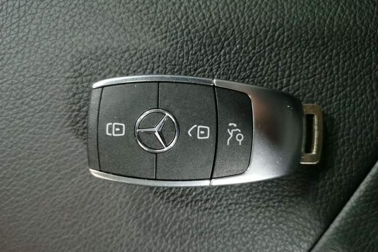 Used Mercedes-Benz EQB 2022 EQB 350 4MATIC
