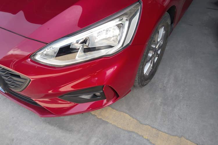 Used Ford Focus 2020 Hatchback EcoBoost 180 Automatic Trend Edition
