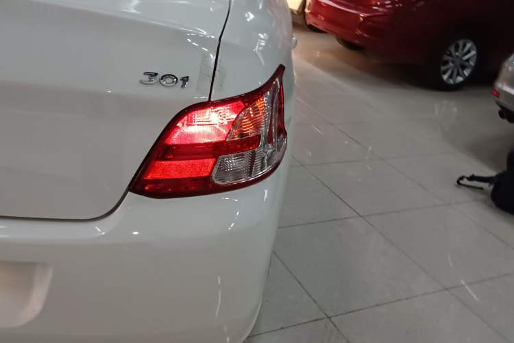 Used Peugeot 301 2016 1.6L Manual Comfort Edition
