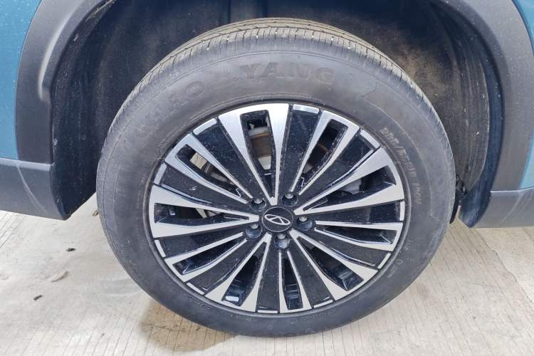 Used Chery Tiggo 8 PLUS C-DM 2025 1.5T 116 km Prestige Version 5 Seats
