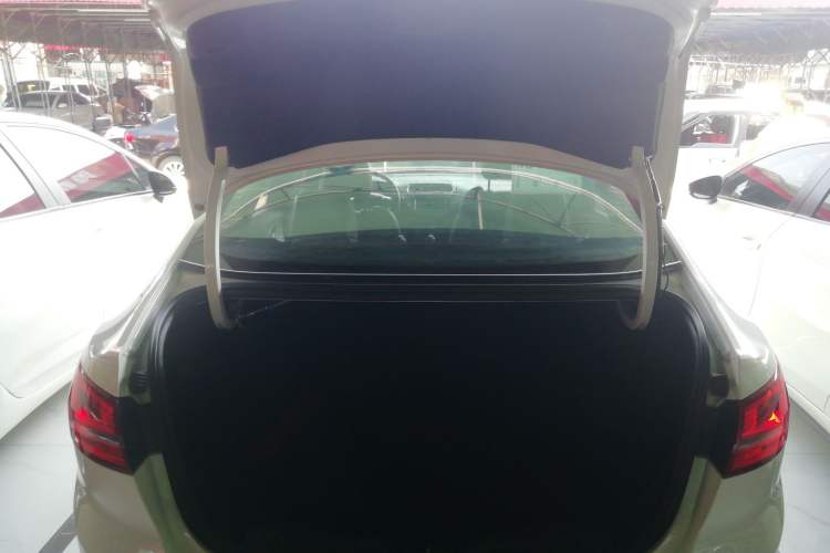 Used Ford Escort 2017 Happiness Edition 1.5L Automatic Fashion Version