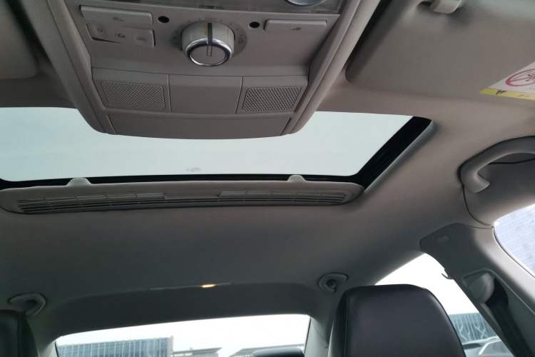 Used Volkswagen Magotan 2015 1.8TSI Luxury Model