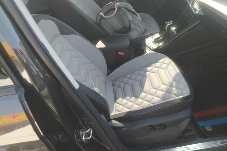 Used Volkswagen Tayron 2023 280TSI Two-Wheel-Drive Luxury Plus Advanced Version