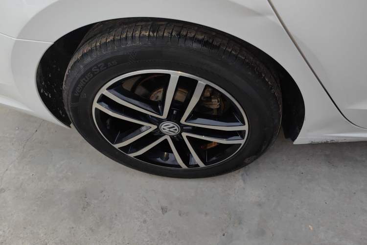 Used Volkswagen Lamando 2019 280TSI DSG Comfort Edition China VI standard
