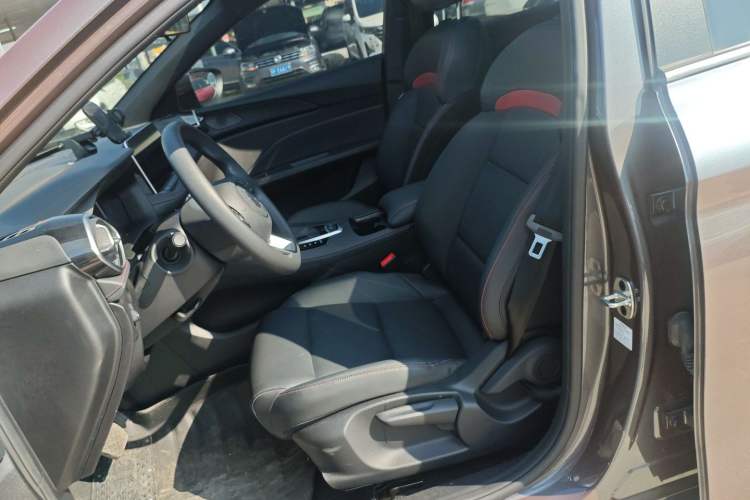 Used MG 5 2025 180 DVVT Global Luxury Edition
