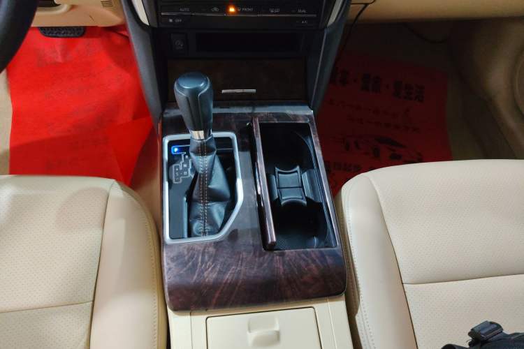 Used Toyota Camry 2016 2.0E 10th Anniversary Elite Edition