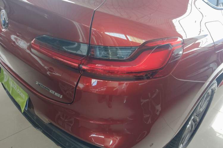 Used BMW X4 2019 xDrive25i M Sport Package
