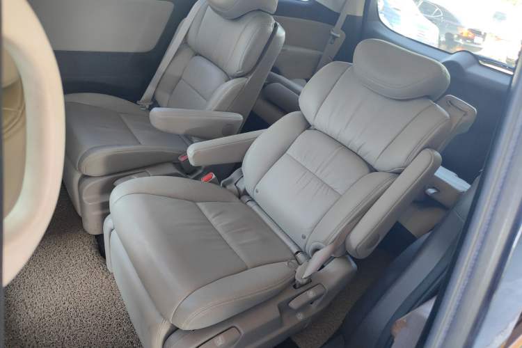 Used Honda Odyssey 2015 2.4L Supreme Edition
