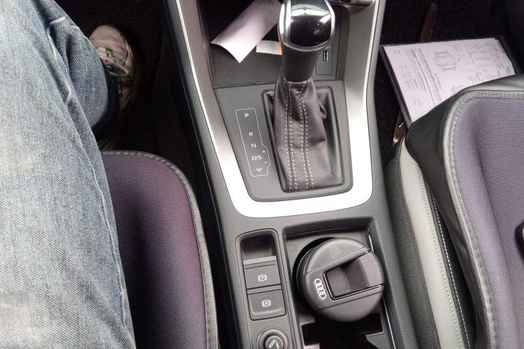 Used Audi Q3 2020 35 TFSI Fashion Dynamic Model
